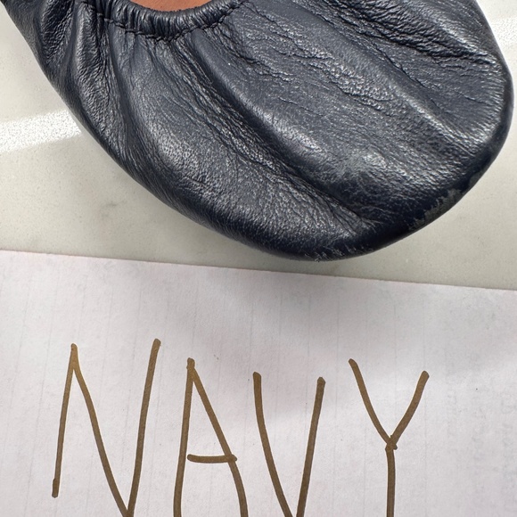TIEK NAVY LEATHER FLATS SIZE 8 - Picture 6 of 6